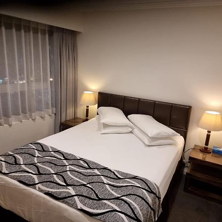 Accommodation Sydney 38 Harbour Street Сідней Екстер'єр фото